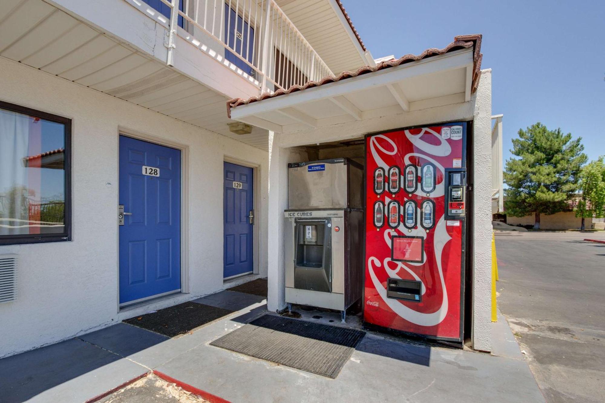 Motel 6-Tempe, Az - Broadway - Asu Екстер'єр фото