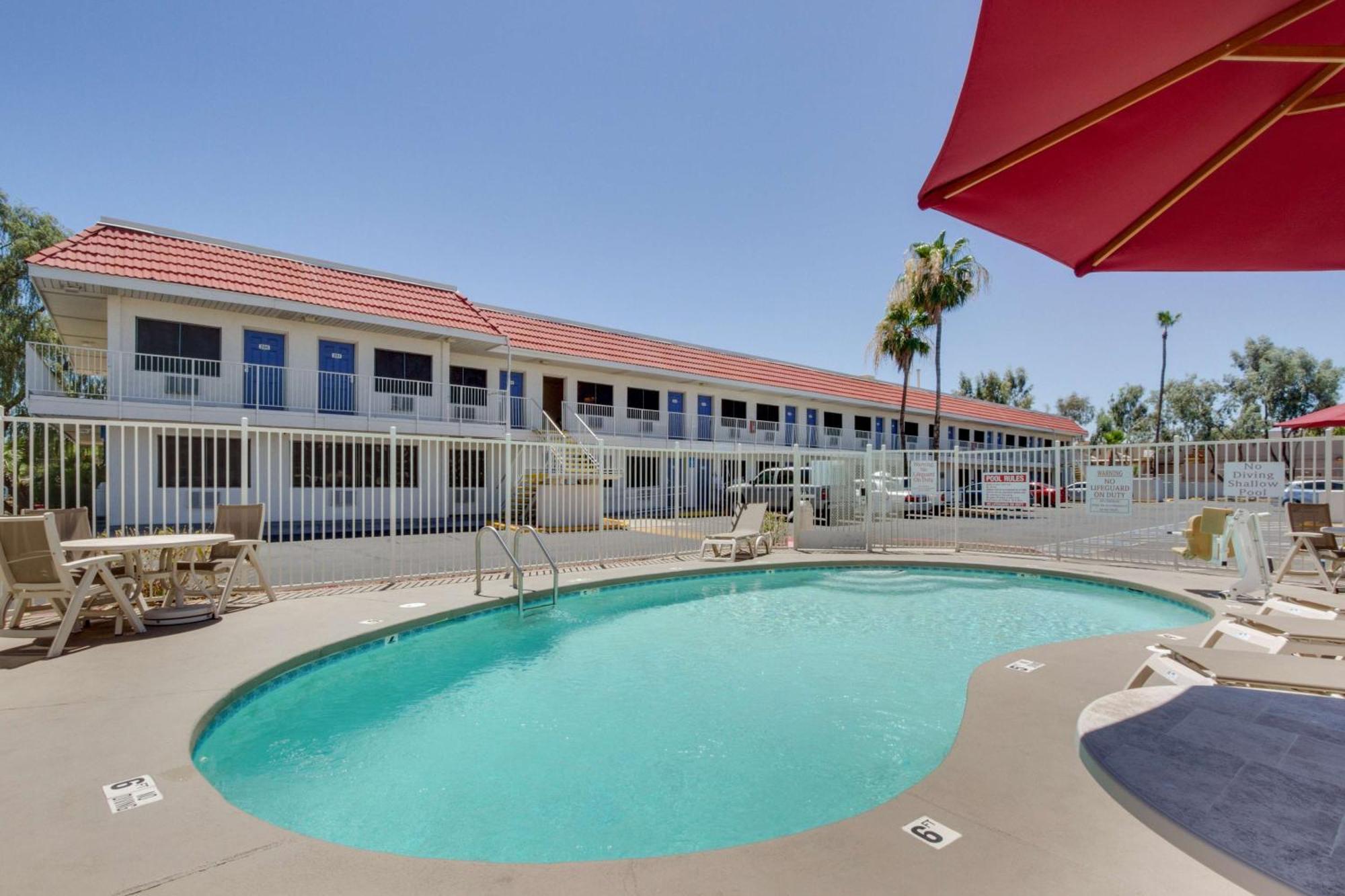 Motel 6-Tempe, Az - Broadway - Asu Екстер'єр фото