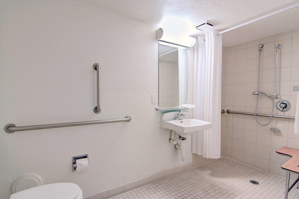 Motel 6-Tempe, Az - Broadway - Asu Екстер'єр фото